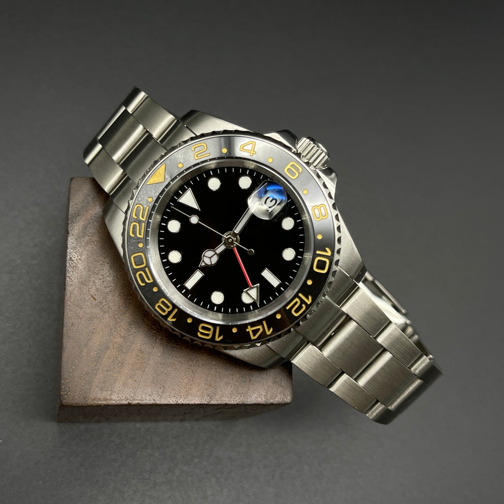 GMT Style Watch Silver Oyster – Honcos Straps